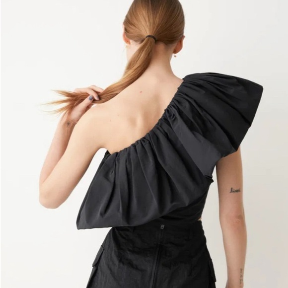 & Other Stories One shoulder Ruffled Top - Picture 2 of 16